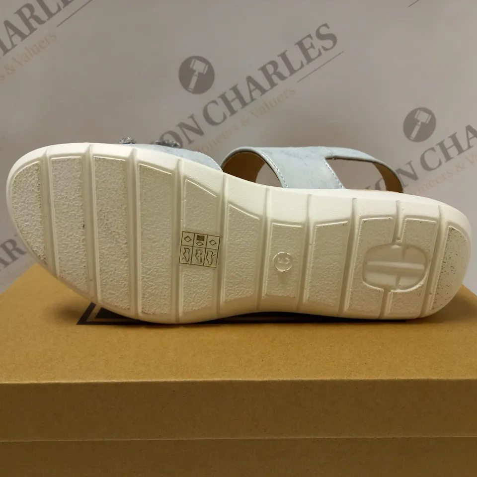 BOXED PAIR OF CUSHION WALK JEWELLED SANDALS, SILVER - SIZE 6