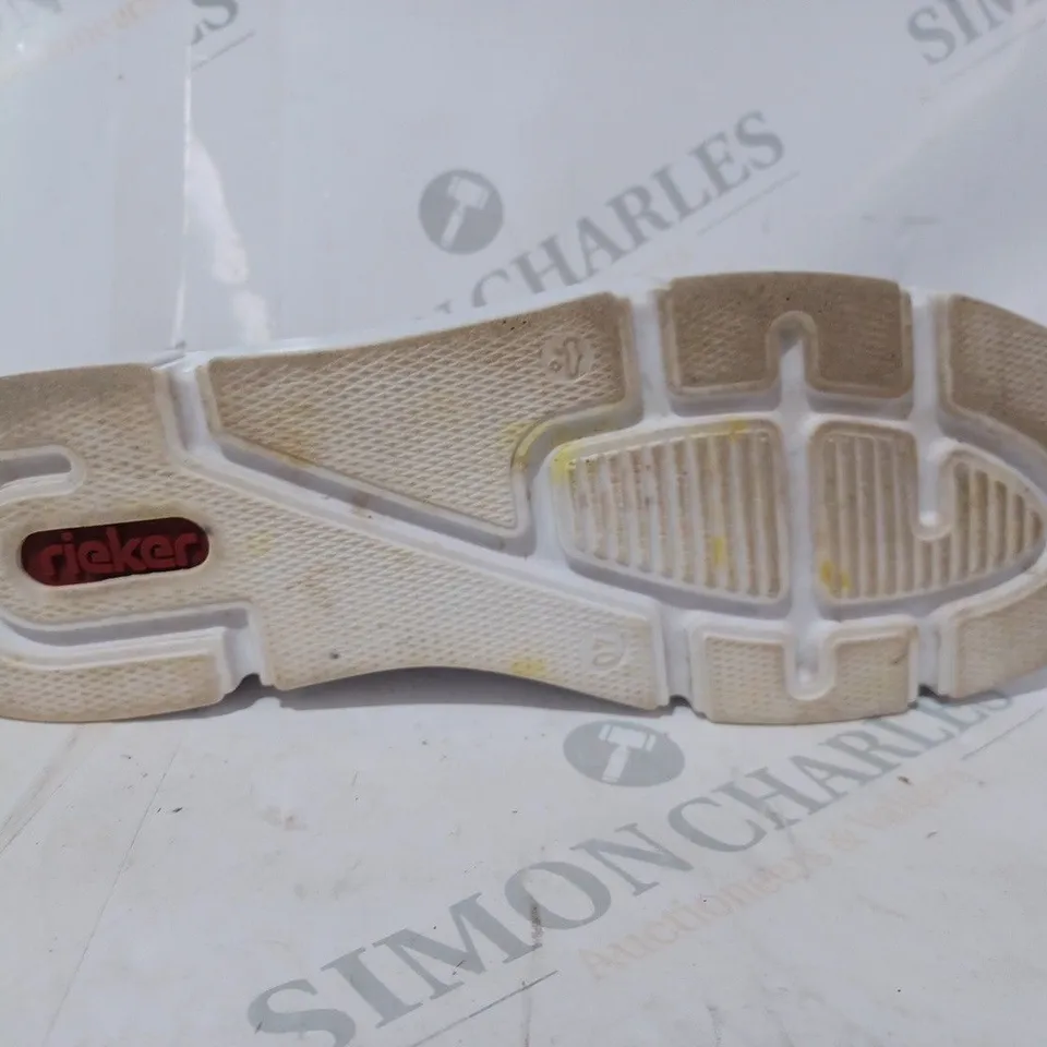 PAIR OF RIEKER CHUNKY SOLE TRAINERS IN WHITE SIZE 6.5