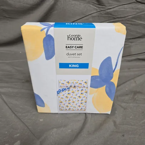 EASY CARE FLORAL DUVET SET IN WHITE MULTI - KING