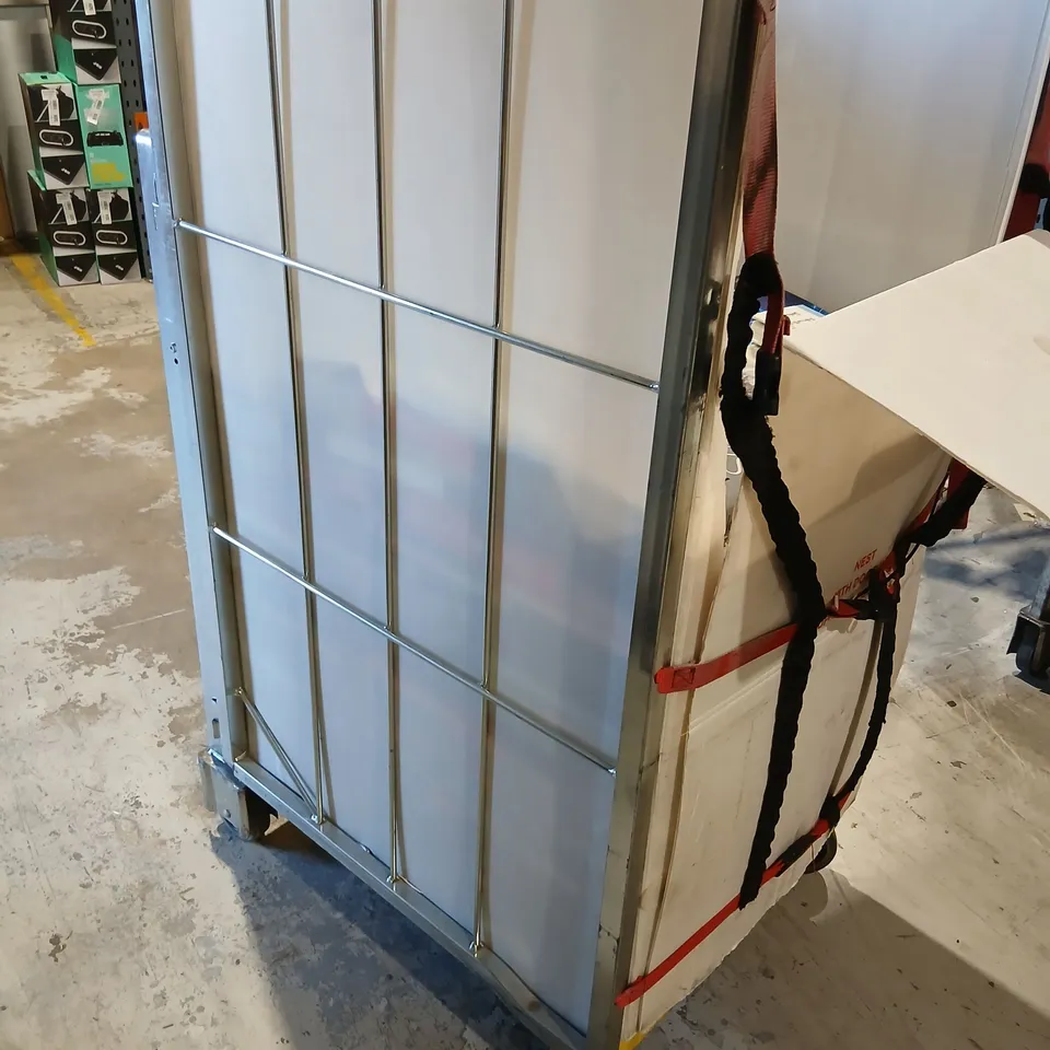 LARGE QUANTITY OF ASSORTED FICTION AND NON FICTION BOOKS