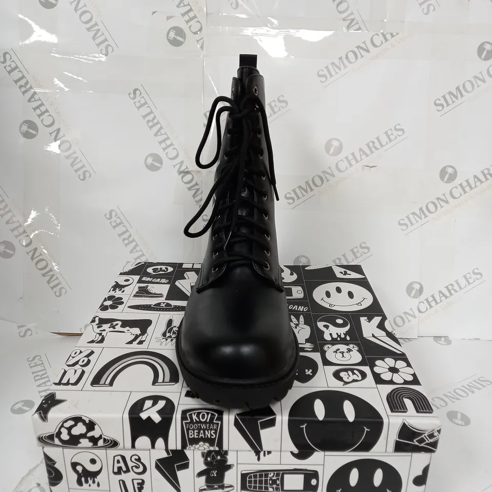 BOXED KOI FOOTWEAR THE STATEMENT ANIMAL FREE MENS MILITARY BOOTS SIZE 8