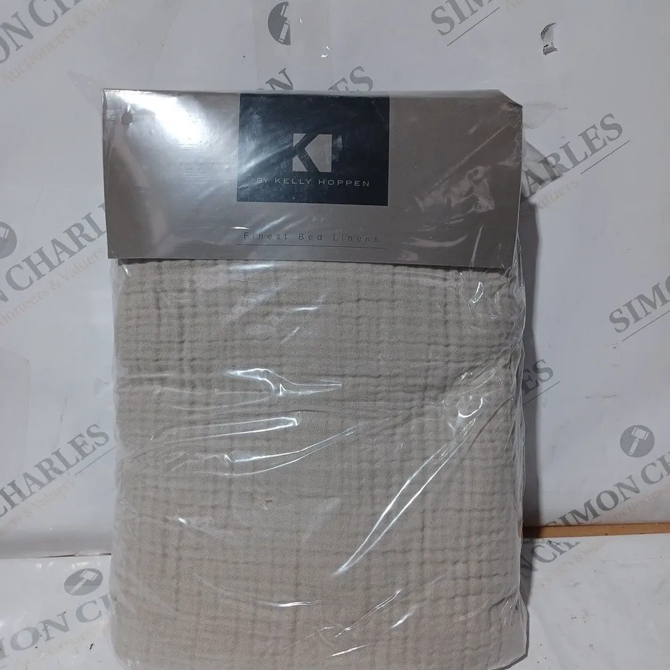 K BY KELLY HOPPEN 100% COTTON MUSLIN THROW 150X200CM