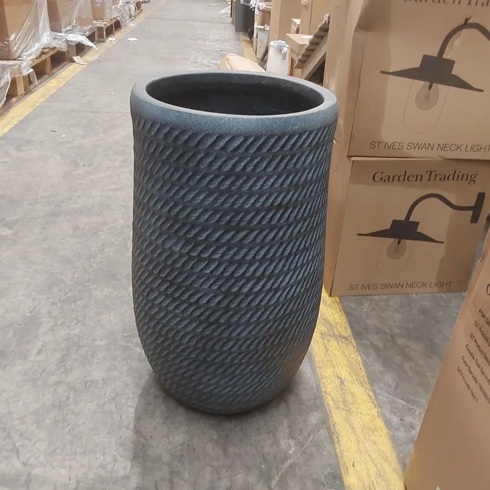 TALL FIBRE CLAY PLANTER