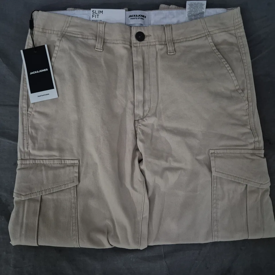 JACK & JONES CUFFED CARGO PANTS IN OXFORD TAN SIZE W32/L30