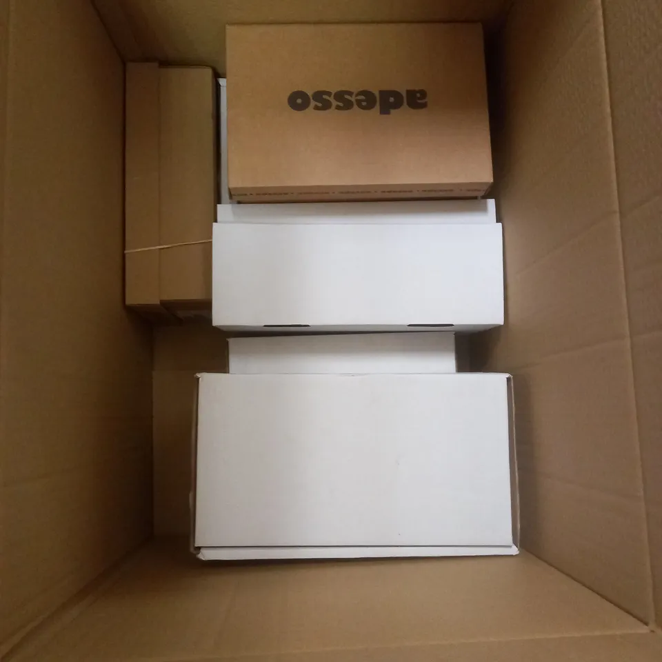 APPROXIMATELY 9 PAIRS OF LADIES SHOES VARIOUS SIZES, COLOURS AND STYLES