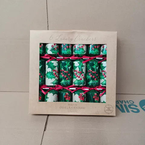 6 BOXED SETS OF GISELA GRAHAM HOLLY DESIGN LUXURY CRACKERS (6 IN EACH SET)