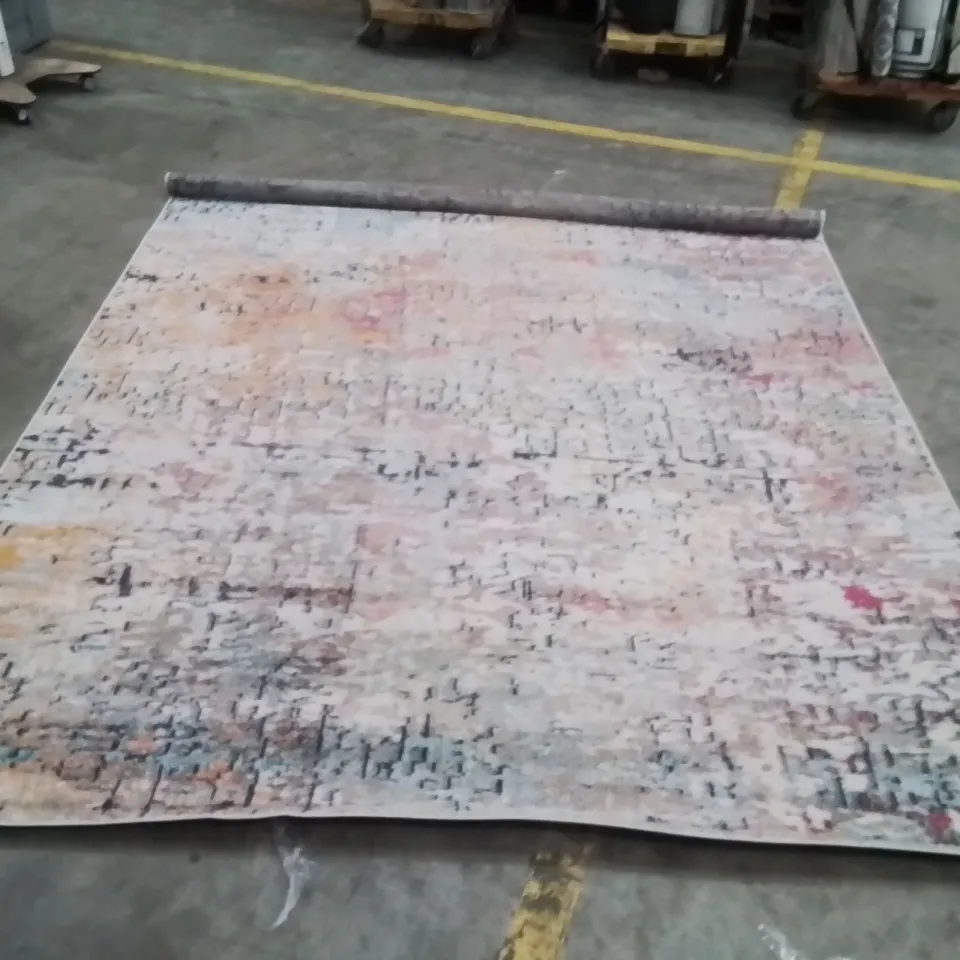 FARMERSVILLE ABSTRACT AREA RUG 305X235CM