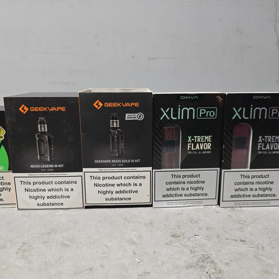 BOX OF APPROXIMATELY 18 ASSORTED E-CIGARETTES PRODUCTS TO INCLUDE - GEEK VAPE , OXVA , VAPORESSO 