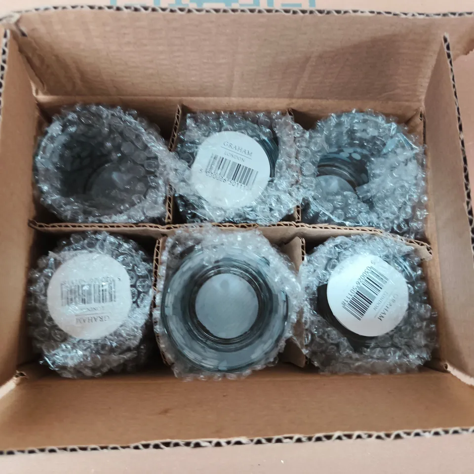 GISELA GRAHAM LONDON - GLASS FLORAL TEALIGHT HOLDERS – SET OF 6, XMAS PATTERN