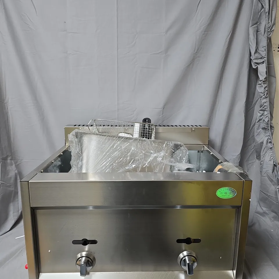STAINLESS STEEL COUNTERTOP DEEP FRYER WITH BASKET – CATERING EQUIPMENT