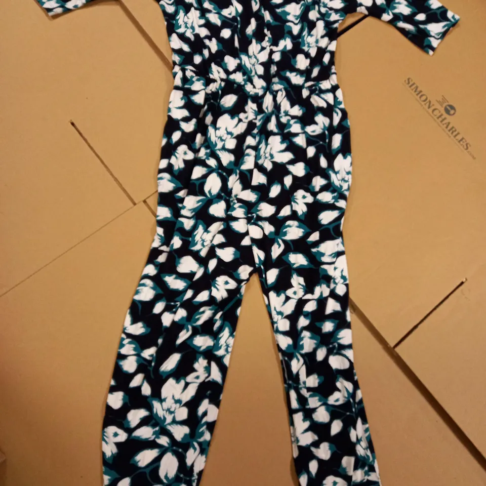 LOT OF APPROX 27 BRAND NEW KIM&CO NAVY/TEAL FLORAL LONG SLEEVE JUMPSUITS - SIZE L