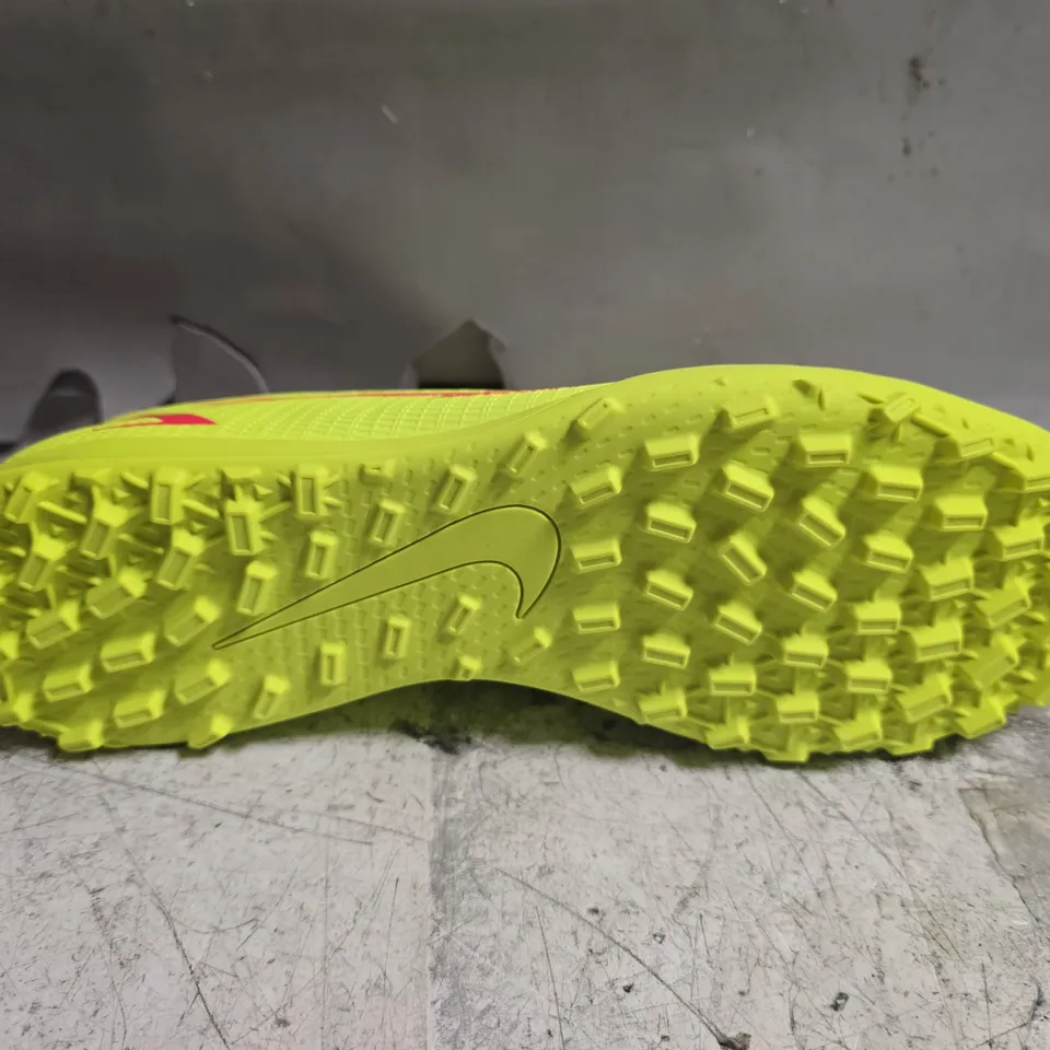 UNBOXED PAIR OF NIKE MECURIAL BOOTS IN YELLOW/RED - UK 11.5