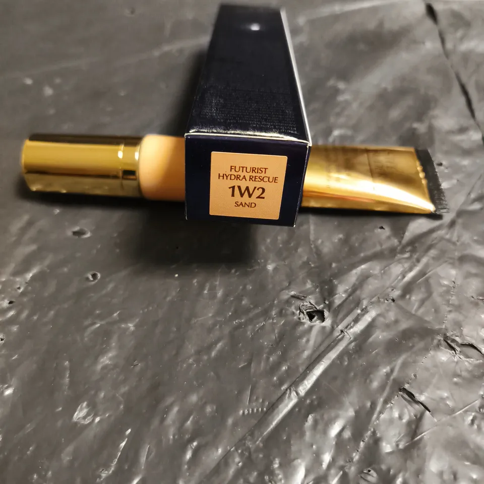 ESTÉE LAUDER FUTURIST HYDRA RESCUE FOUNDATION SPF45 – SHADE 1W2 SAND - 35ML