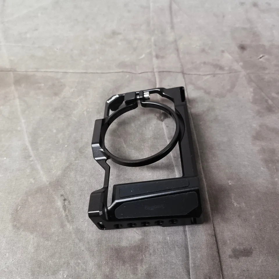 SMALLRIG CAMERA CAGE ACCESSORY – BLACK