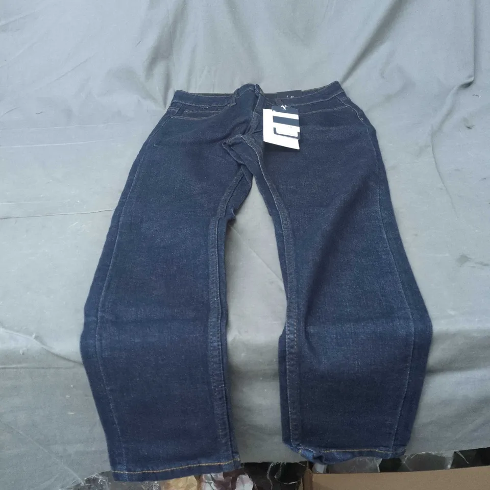 CREW CLOTHING COMPANY SKINNY FIT JEANS – DARK WASH DENIM, UK 10 SHORT (10S)