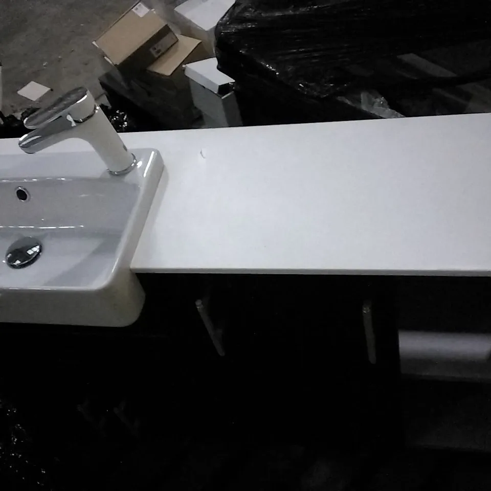 LARGE VANITY UNIT WITH 1 TAP CERAMIC BASIN BLACK/WHITE FINISH