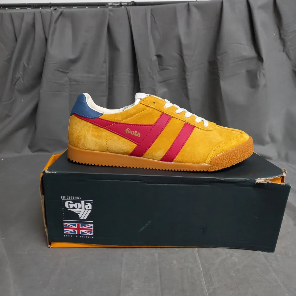 BOXED PAIR OF GOLA LOW TOP TRAINERS SIZE 6