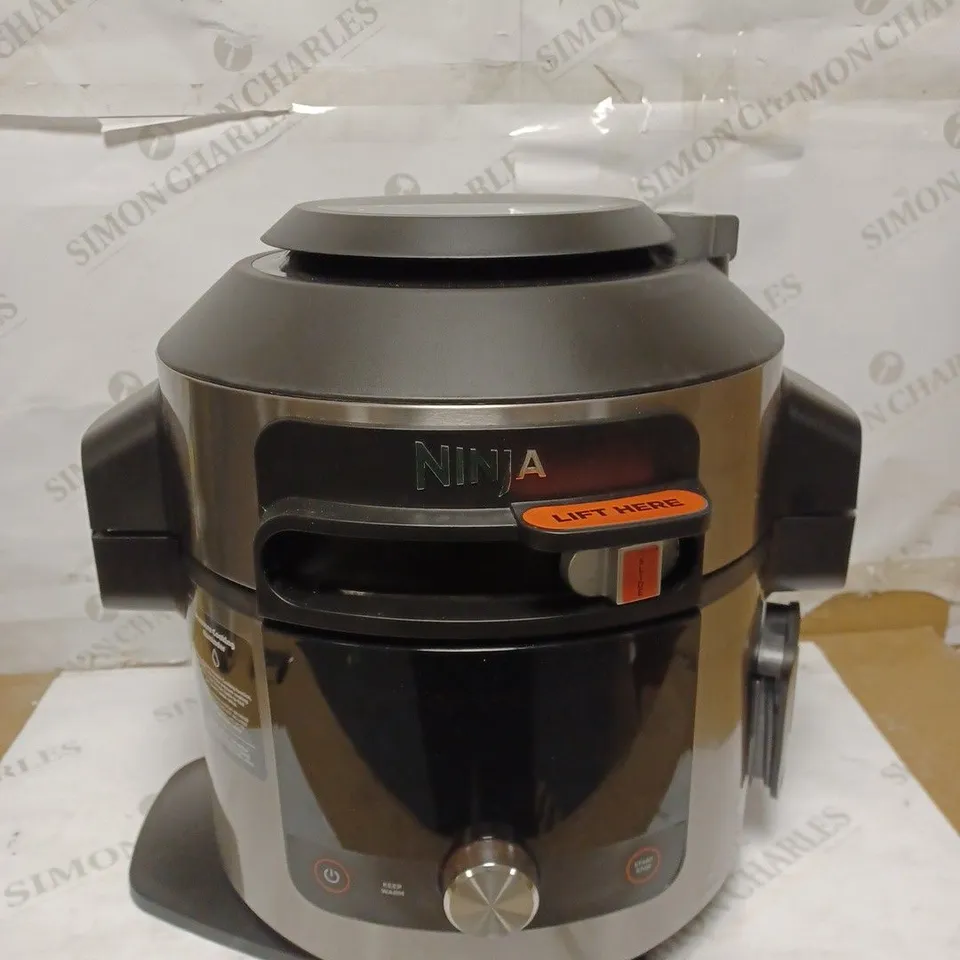 NINJA FOODI MAX SMARTLID MULTI-COOKER
