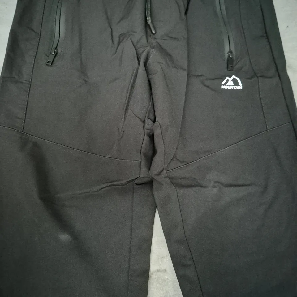 MOUNTAIN PANTS IN BLACK SIZE UNSPECIFIED