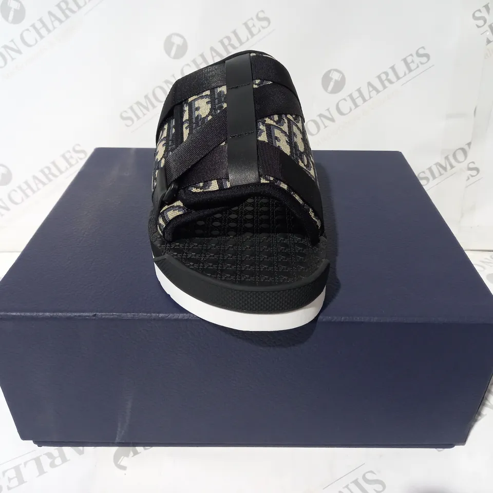 BOXED PAIR OF DIOR CALFSKIN OPEN TOE SLIDERS IN BLACK EU SIZE 43
