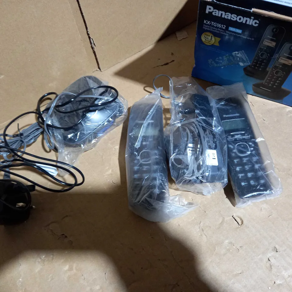 BOXED PANASONIC TWIN DIGITAL CORDLESS PHONE