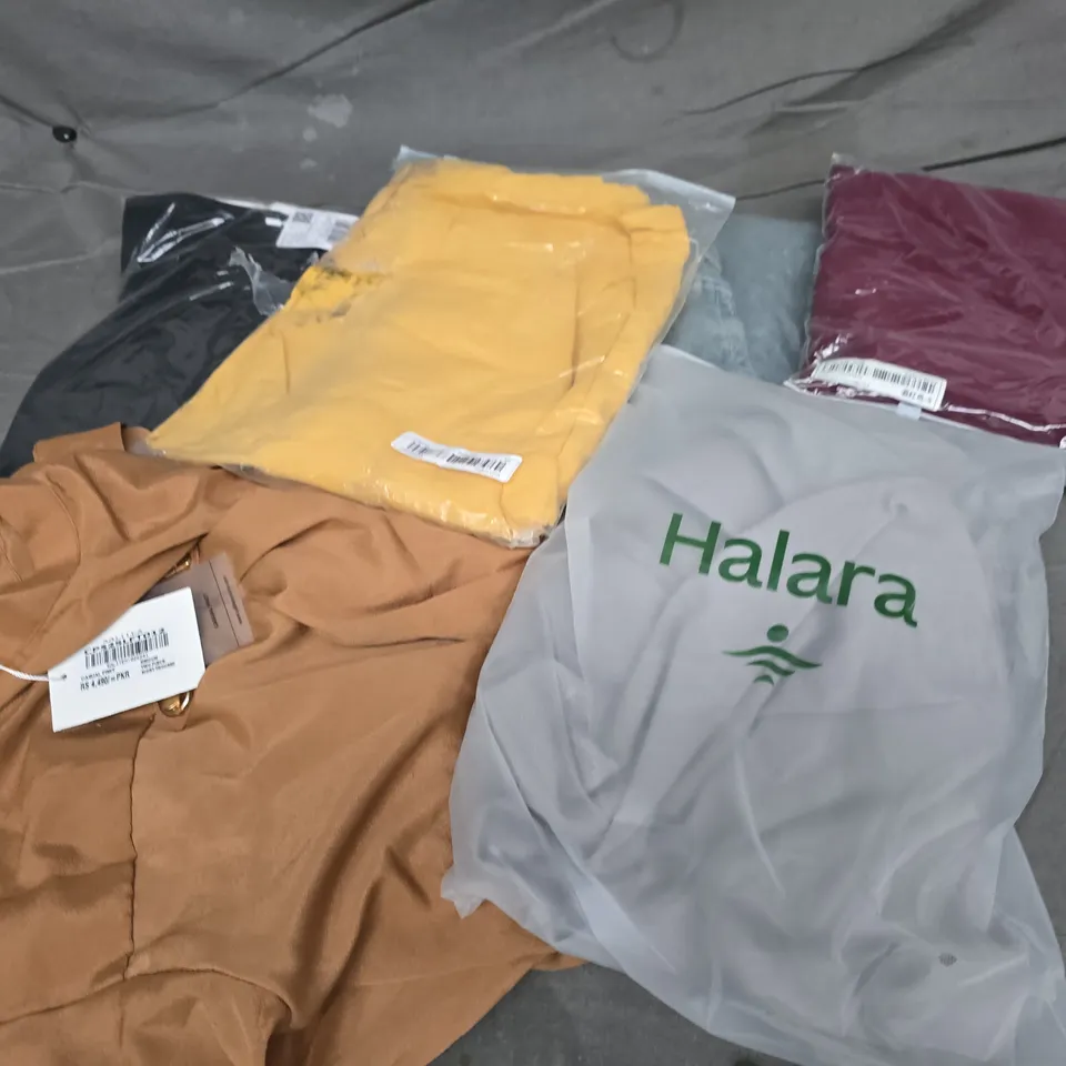 APPROXIMATELY 35 ASSORTED CLOTHING ITEMS IN VARIOUS SIZES, STYLES & COLOURS TO INCLUDE BRANDS SUCH AS HALARA, SALITEX, MNG, ETC - COLLECTION ONLY