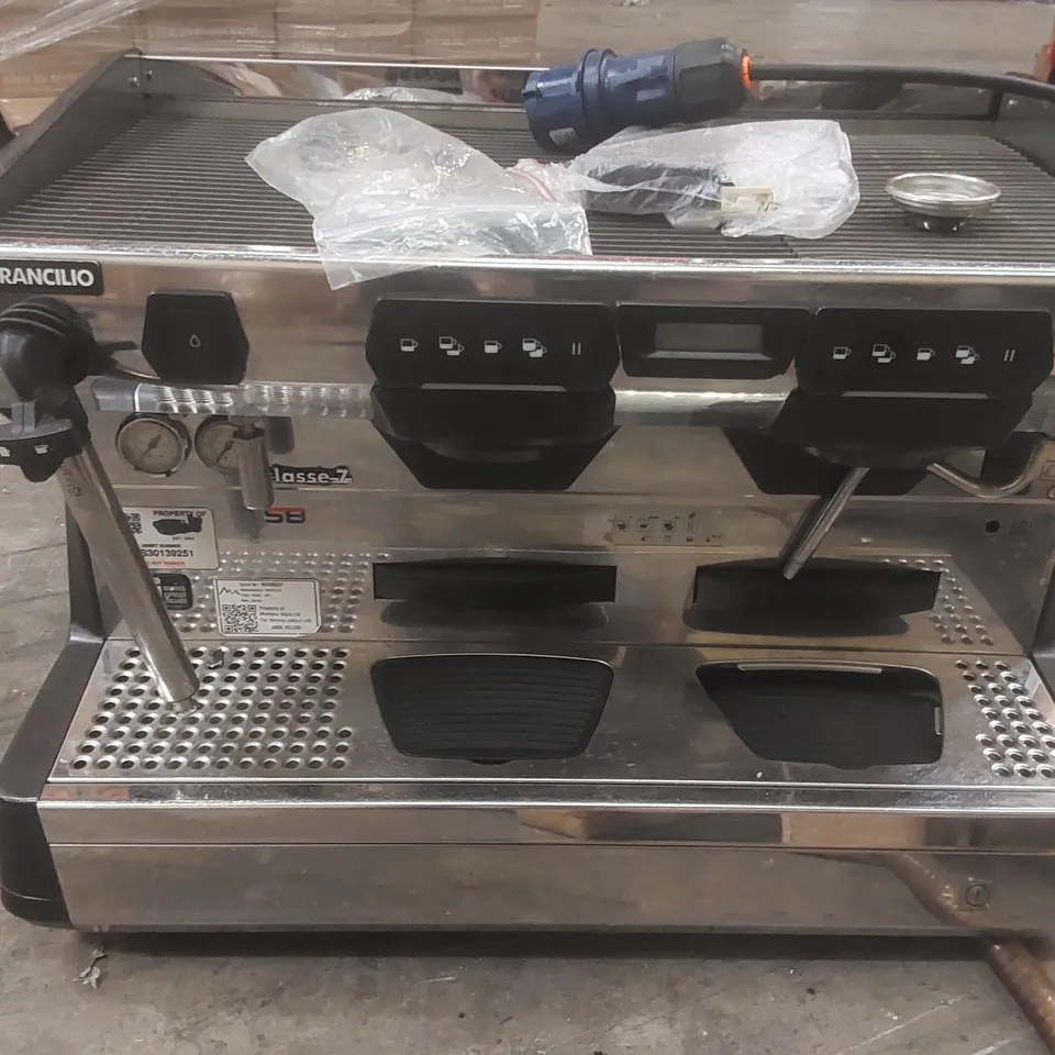 RANCILIO CLASSE 7 COMMERCIAL 2 GROUP COFFEE MACHINE