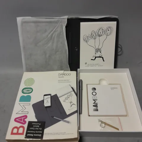 BOXED BAMBOO SPARK SMART FOLIO IN BLACK