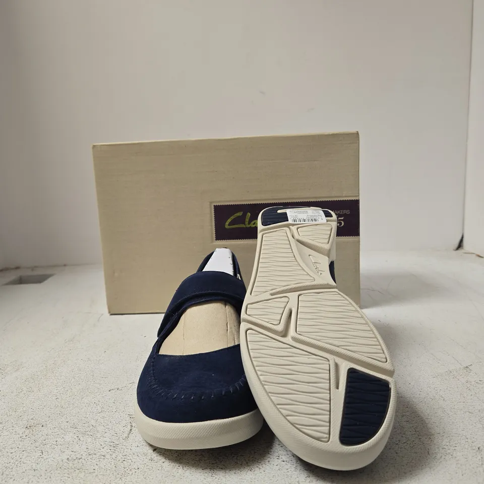 CLARKS TRI AMANDA NAVY NUBUCK SHOES – UK 5 (EU 38), D WIDTH
