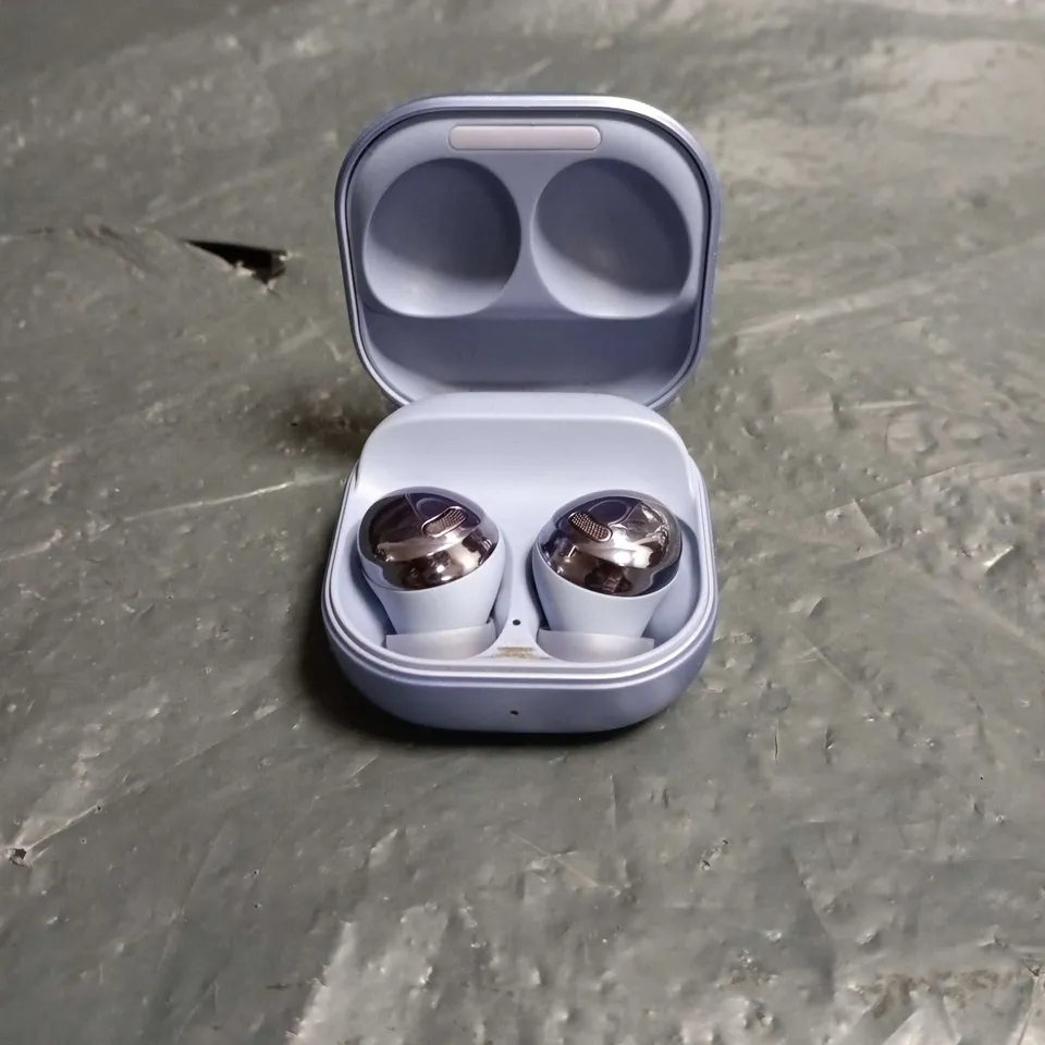 SAMSUNG WIRELESS EARBUDS CASE – SOUND BY AKG 