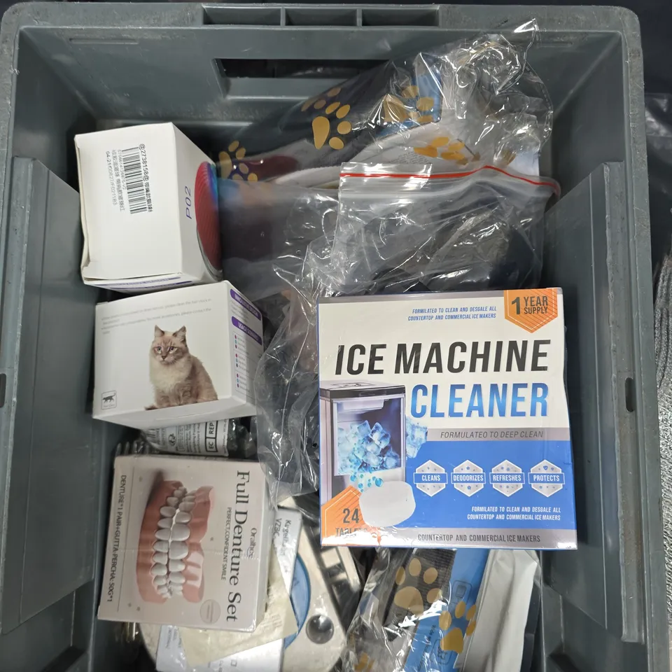 APPROXIMATELY 15 ASSORTED HOUSEHOLD PRODUCTS TO INCLUDE ICE MACHINE CLEANER, DENTURE SET, CARD FINDER ETC 