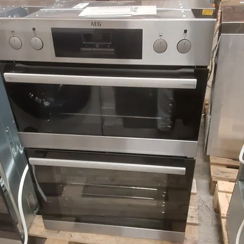 AEG BUILT IN ELECTRIC DOUBLE OVEN DCB331010M