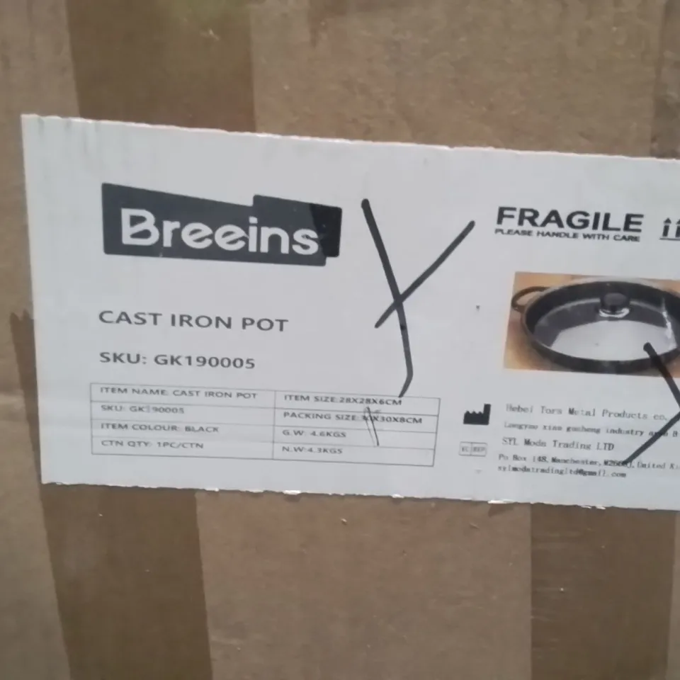 BOXED CAST IRON POT