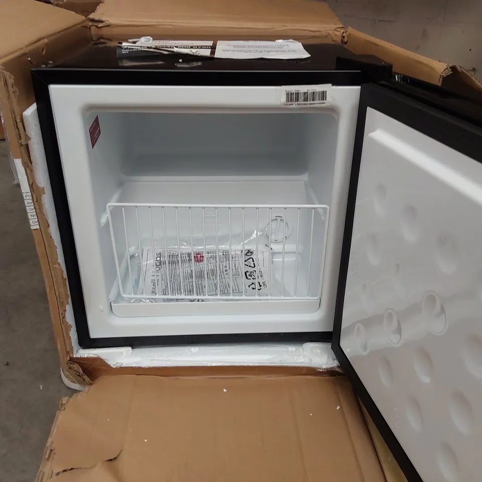 BOXED RUSSELL HOBBS 31L TABLE FREEZER - BLACK (1 BOX)