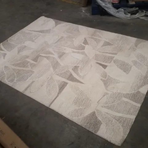 QUALITY DESIGNER AREA RUG APPROXIMATELY 160×230CM