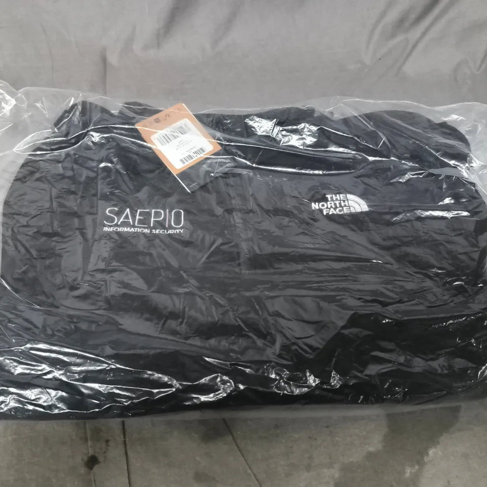 THE NORTH FACE BLACK FLEECE – SAEP10 INFORMATION SECURITY - SIZE L