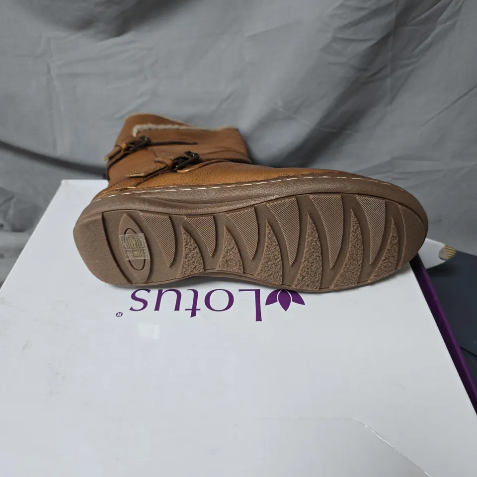 LOTUS SHOES WOMEN’S LEATHER BOOT WITH SHEARLING LINING – TAN SIZE 7