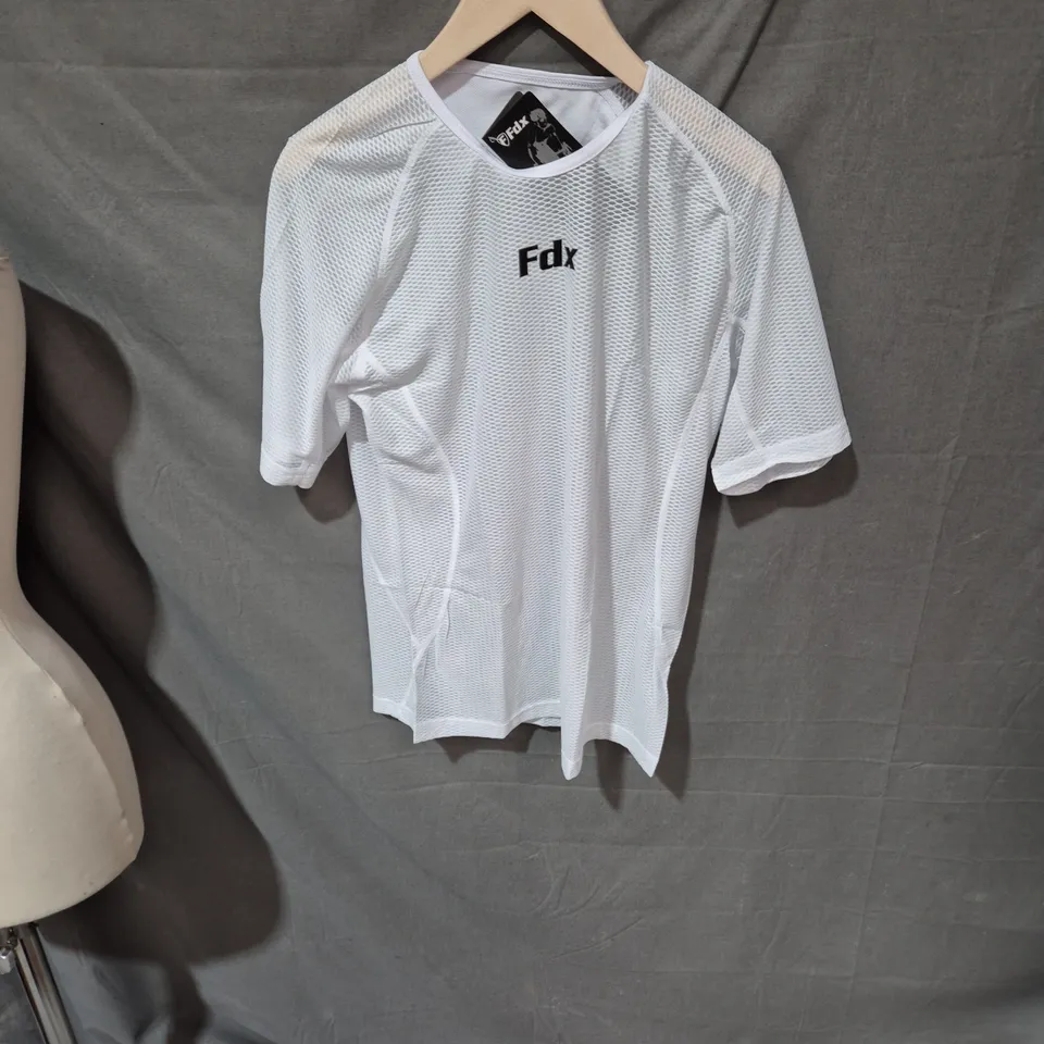 FDX SPORTS WHITE MESH T-SHIRT – MEN'S SIZE L
