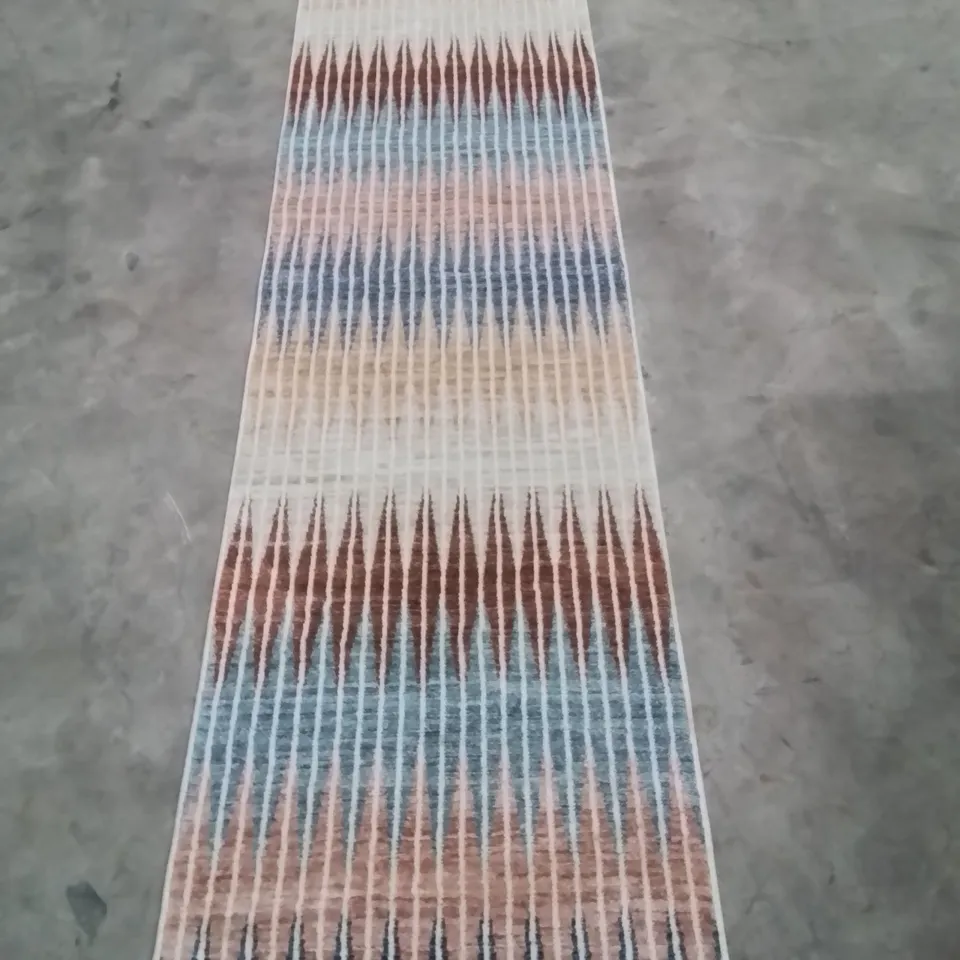 QUALITY DESIGNER AREA RUG - APPROXIMATELY 240X60CM