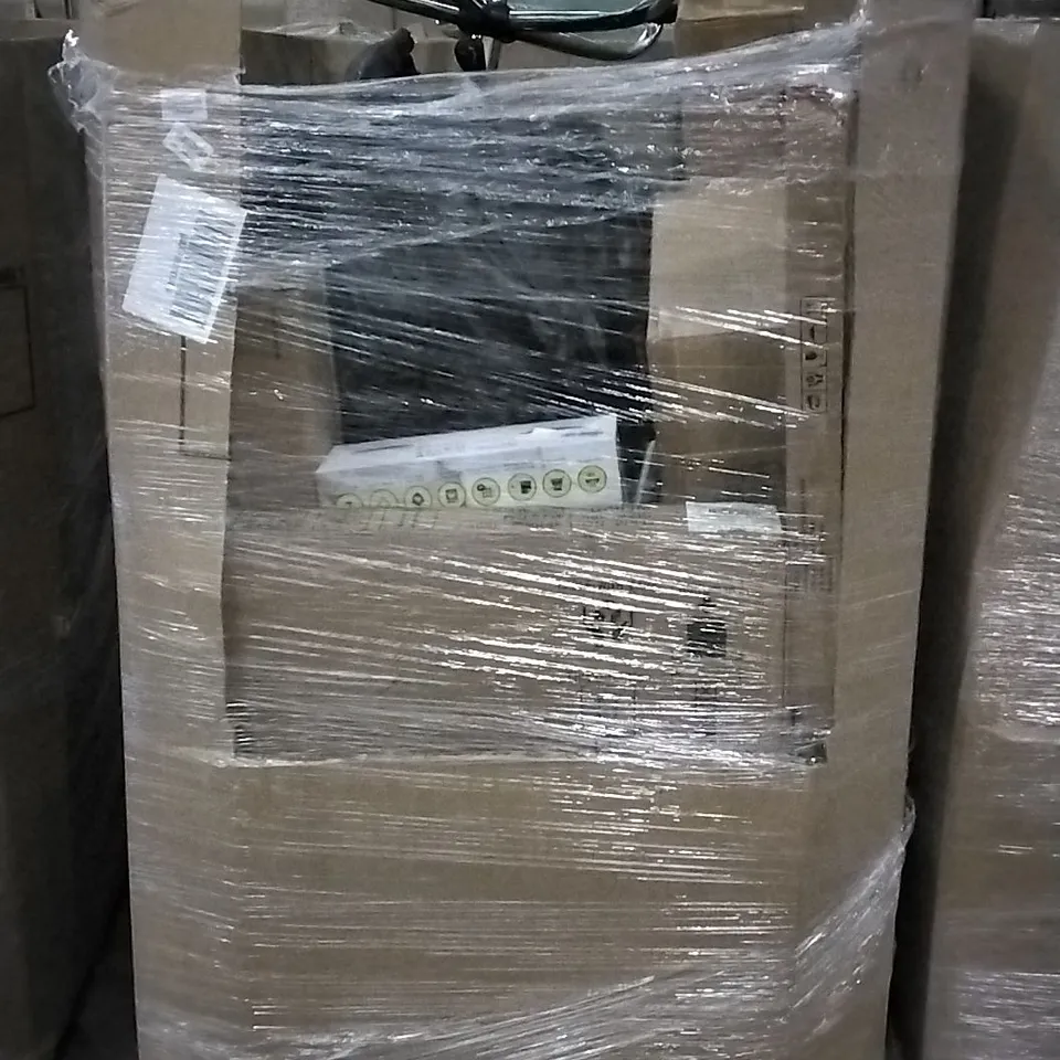 PALLET OF ASSORTED ITEMS INCLUDING ACEKOOL AIR FRYER, BLANKETS, TOILET SEAT, AIR PURIFIER AND CHAIR MAT