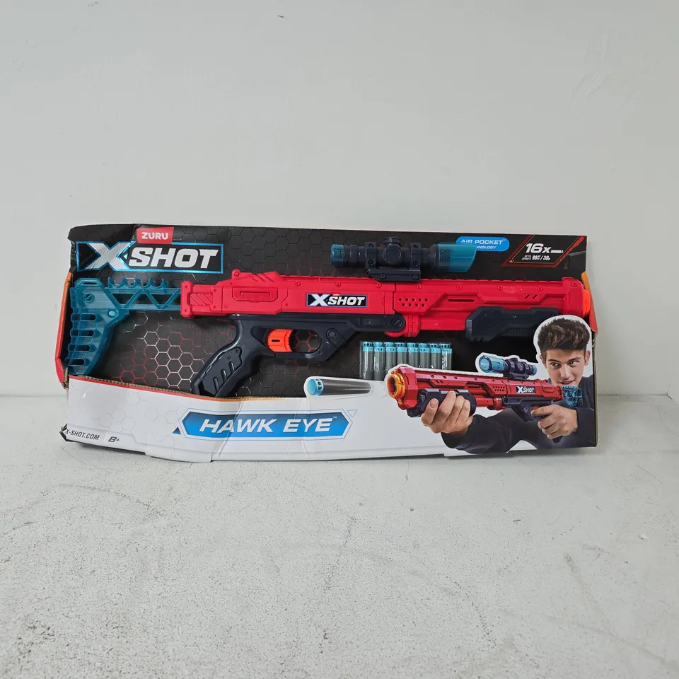 ZURU X-SHOT HAWK EYE BLASTER TOY – RED/TEAL, 16-DART CLIP