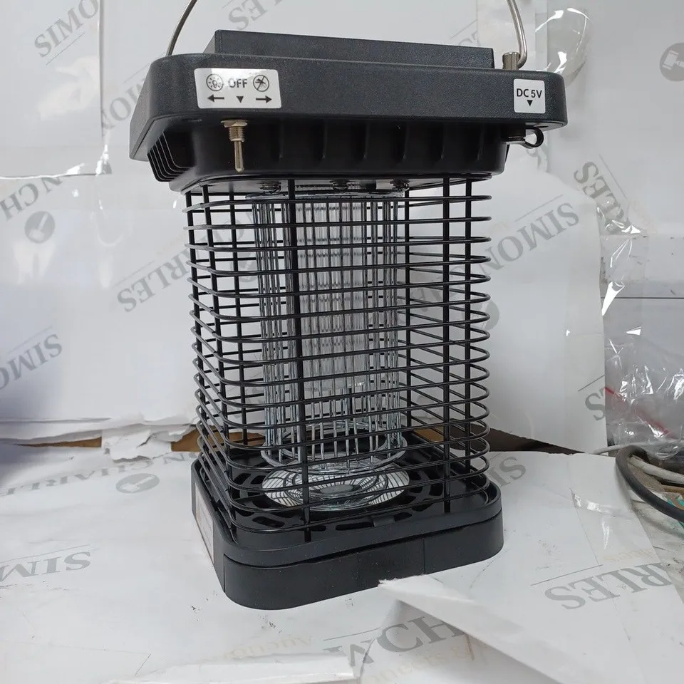 BOXED EM02 BUG ZAPPER