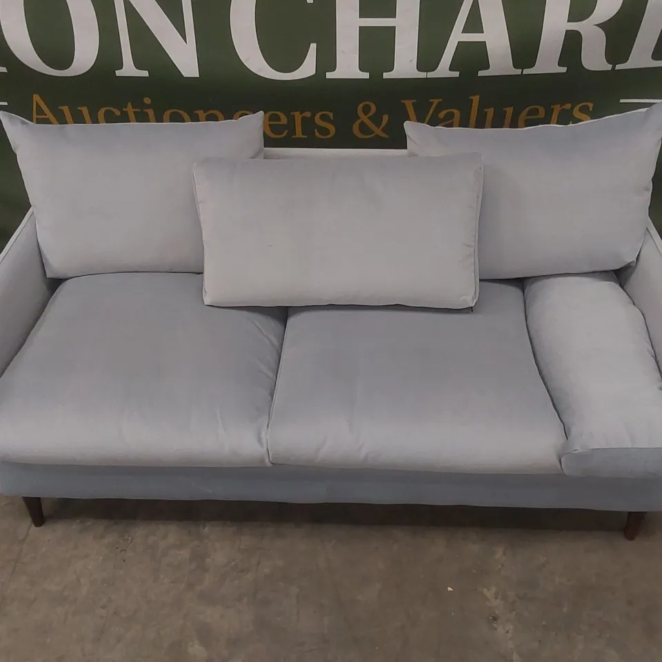 QUALITY DESIGNER 3 SEATER VELVET UPHOLSTERED SOFA - MISSMATCHED CUSHIONS