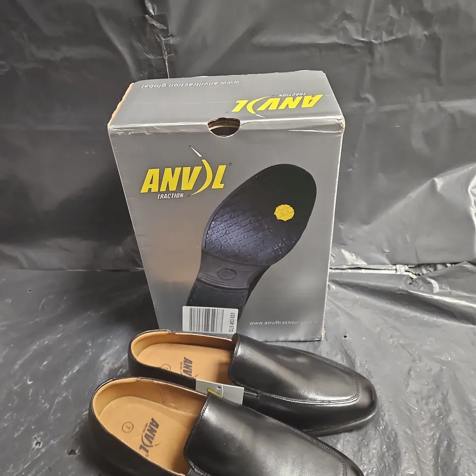 ANVL BLACK LEATHER LOAFERS – UK 7 (MEN'S) CAROLINA