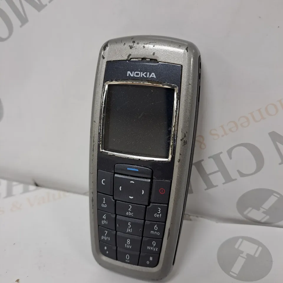 NOKIA 2600 PHONE