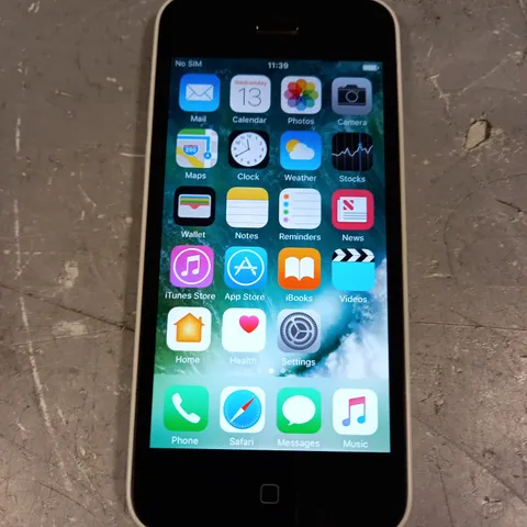 APPLE IPHONE 5C SMARTPHONE IN WHITE