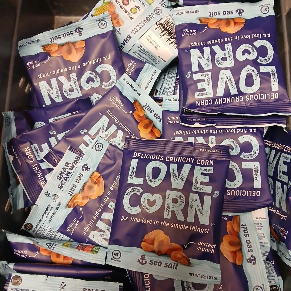 APPROXIMATELY 20 ITEMS OF LOVE CORN CRUNCHY CORN SNACKS – SEA SALT (MULTI-PACK) WITH SEVENHILLS COCONUT SUGAR – FOOD & PANTRY LOT