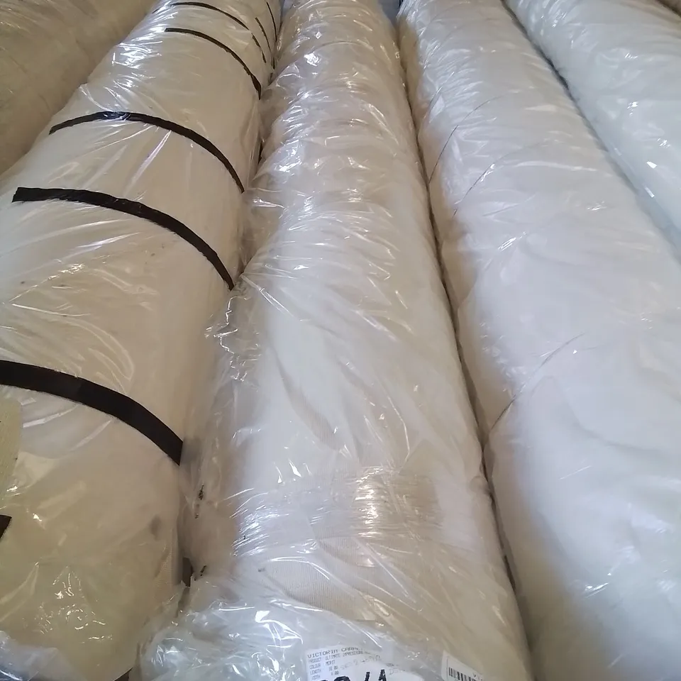 ROLL OF QUALITY ULTIMATE IMPRESSIONS MERIT 16M L X 4M W CARPET IN WHITE/CREAM