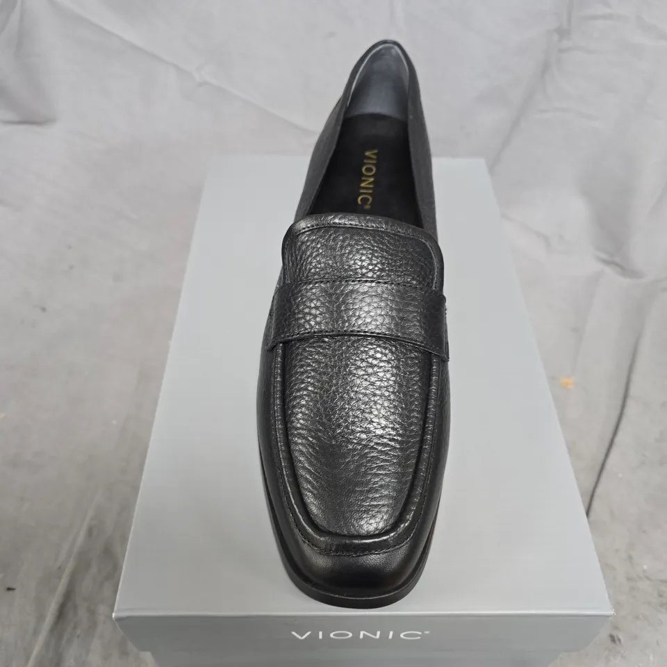 Vionic Leather Penny Loafer – Black SIZE 