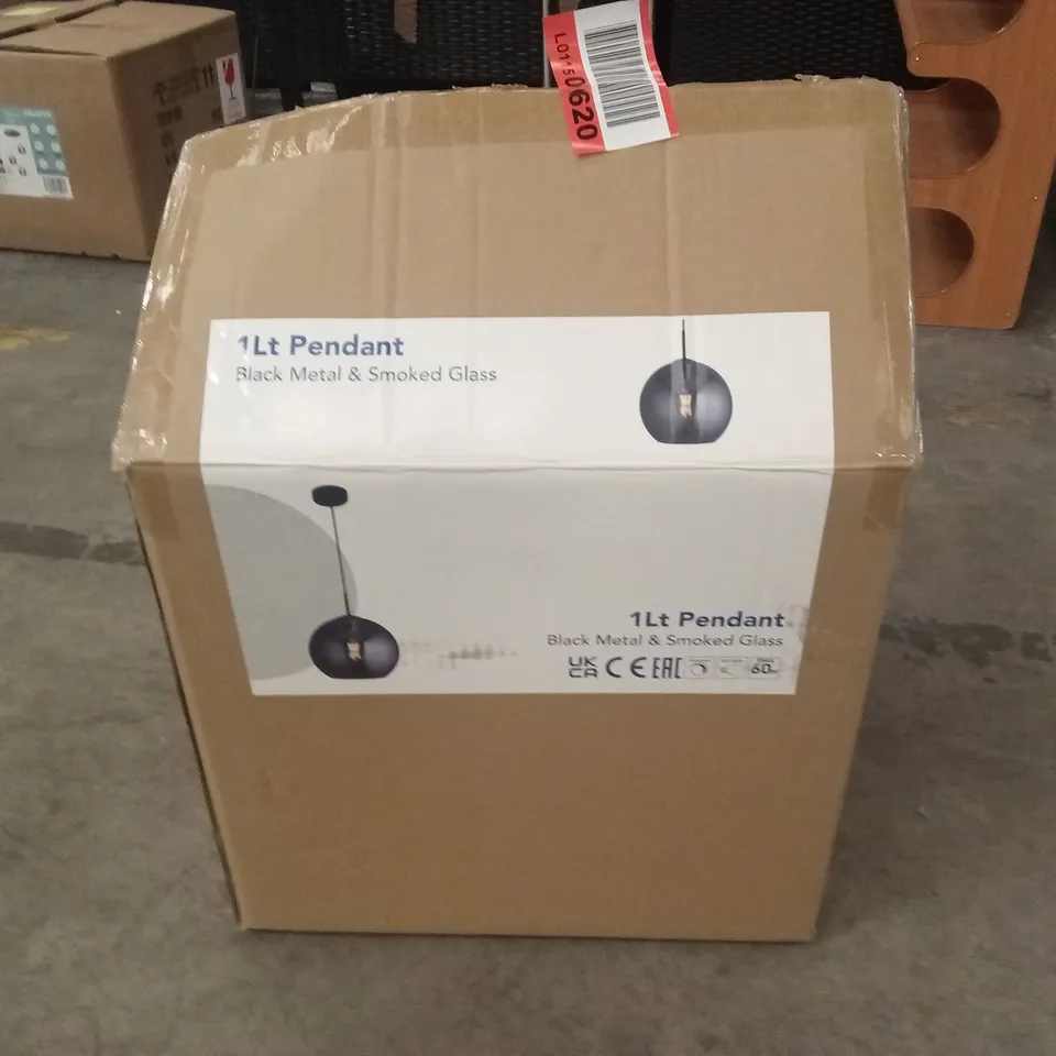 BOXED 1-LIGHT GLOBE PENDANT